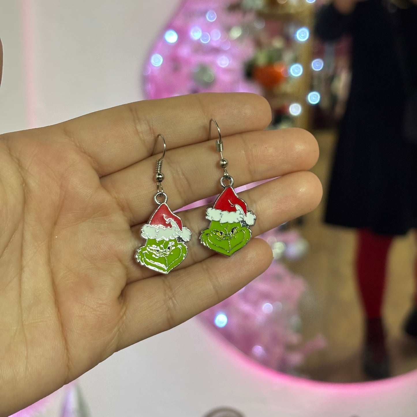 Aretes Grinch Metálicos