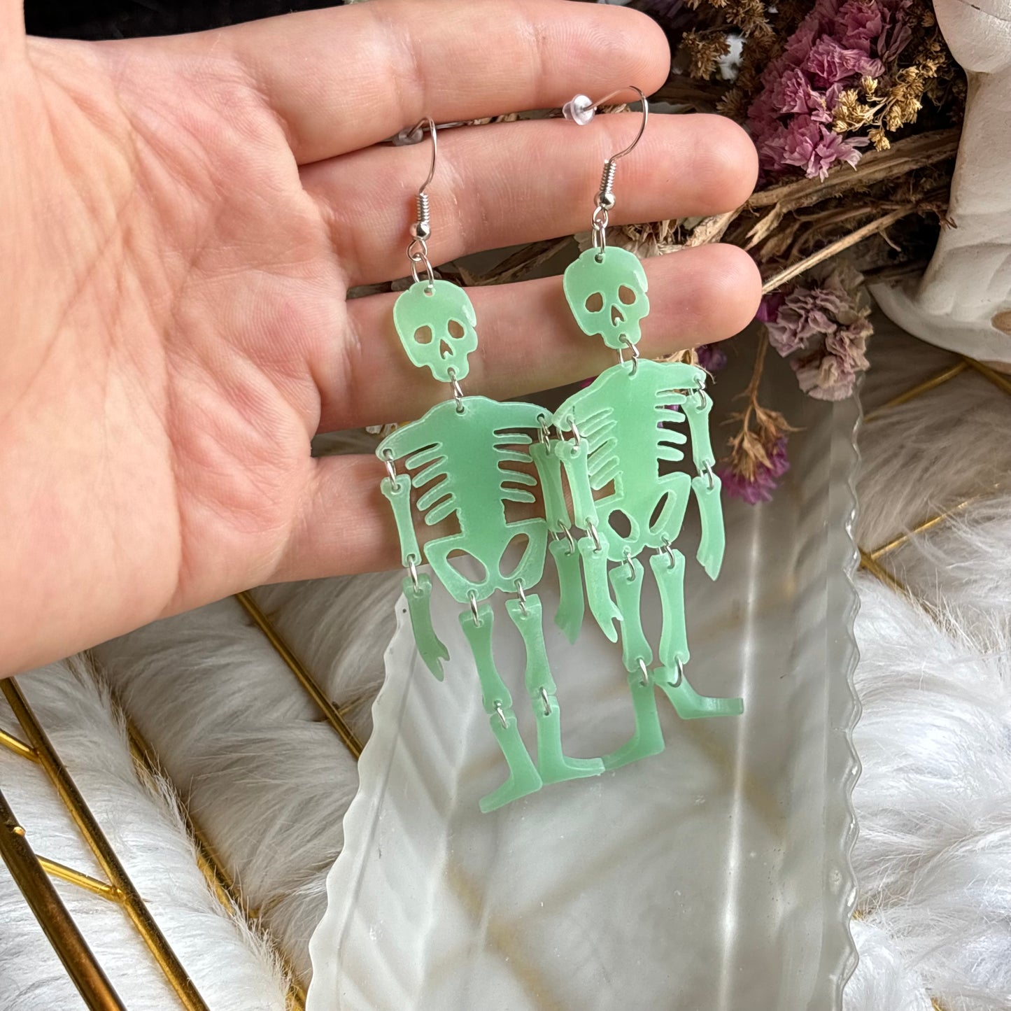 Aretes Esqueleto Acrílico Brilla Oscuridad