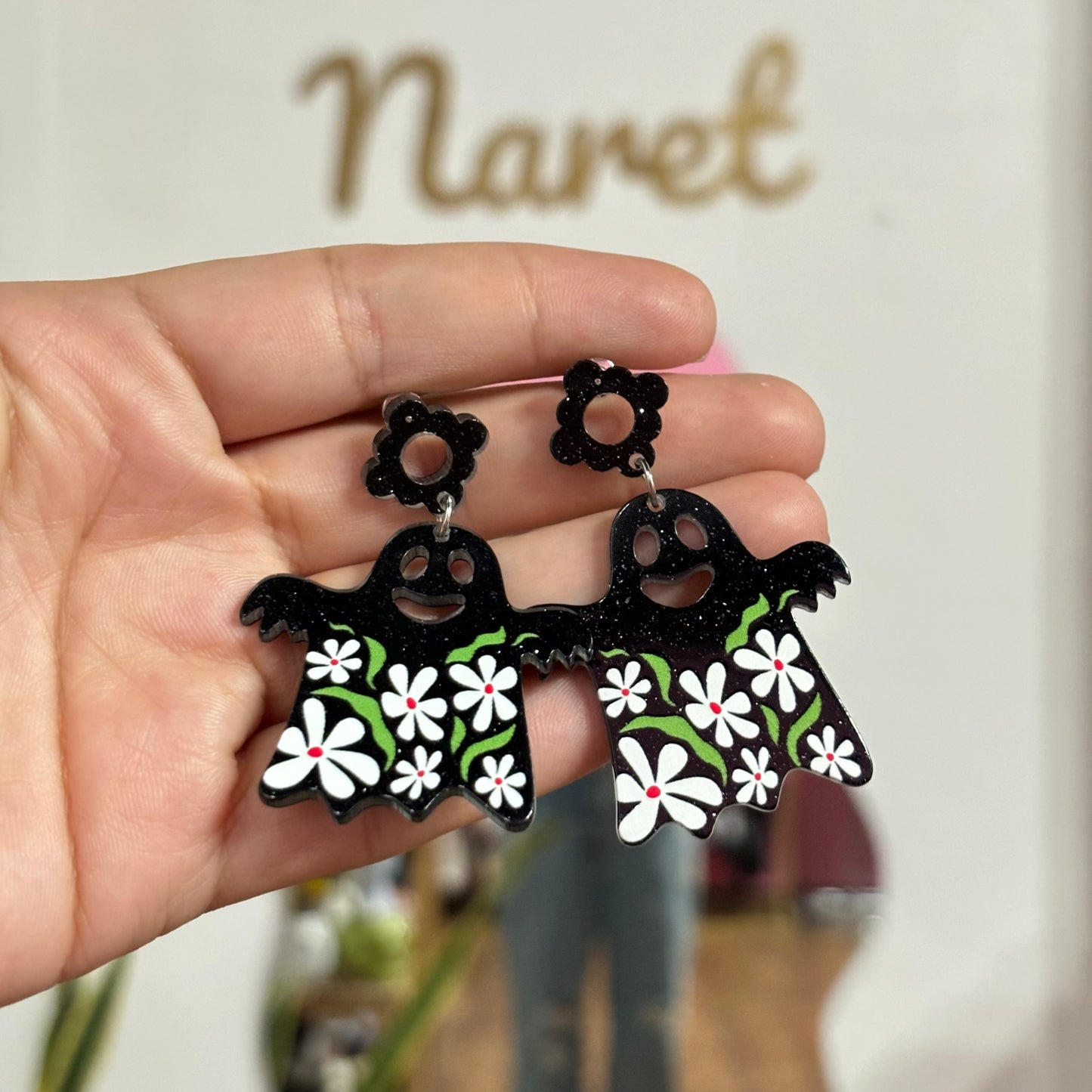 Aretes Fantasma Flores Naranjas Acrílico