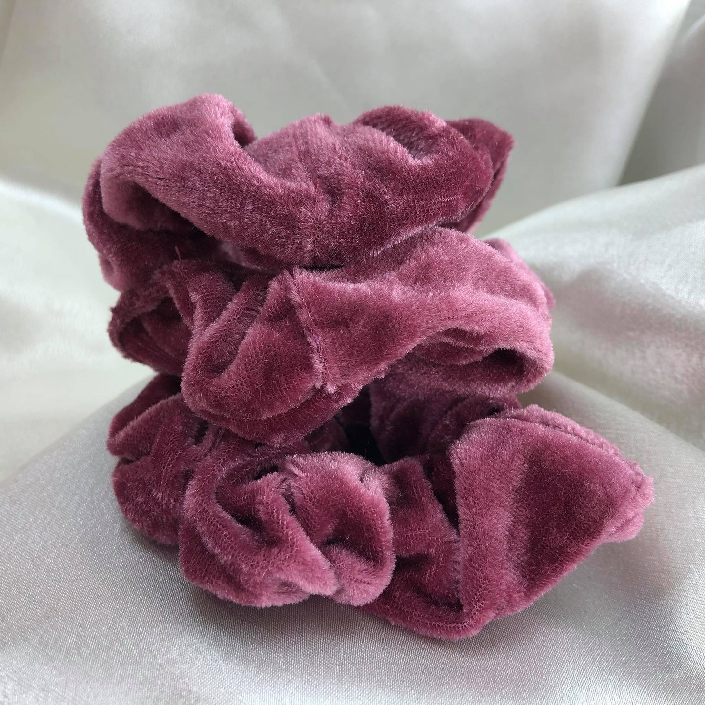Scrunchie Velvet Morada