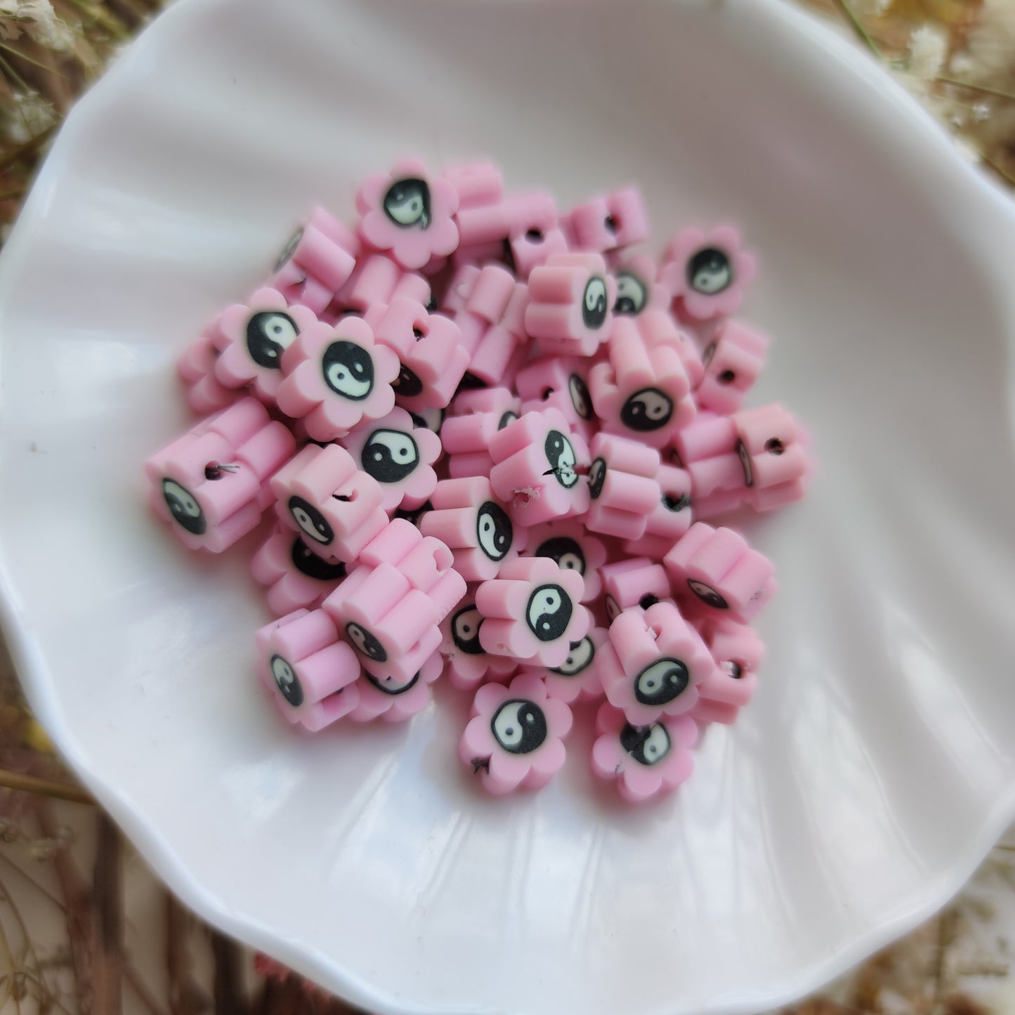 Cuenta Fimo Yin&Yan Flor 25 pzs