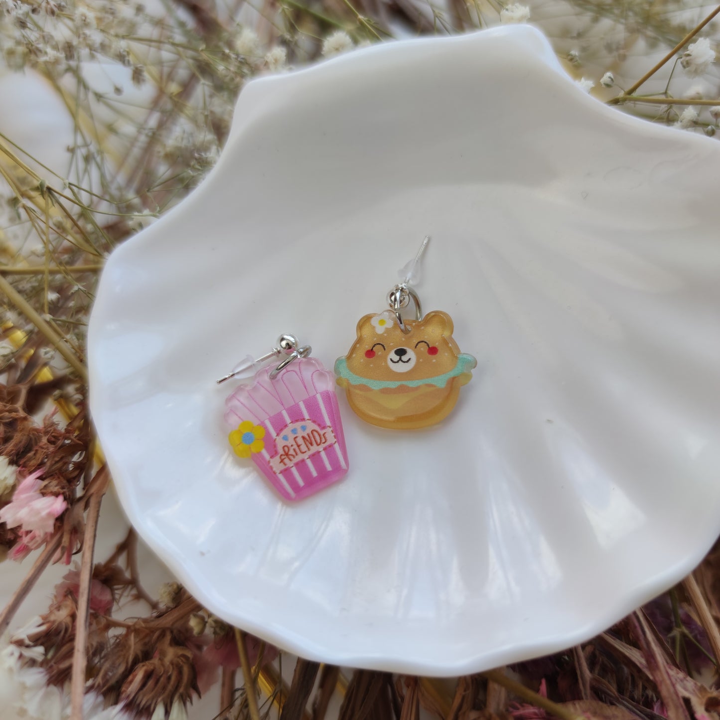 Aretes Palomitas y Hamburguesa