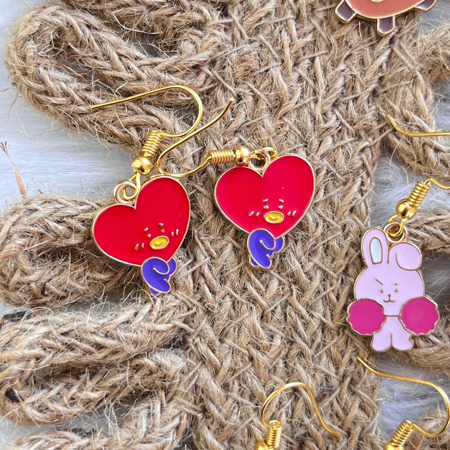 Aretes Mini BTS