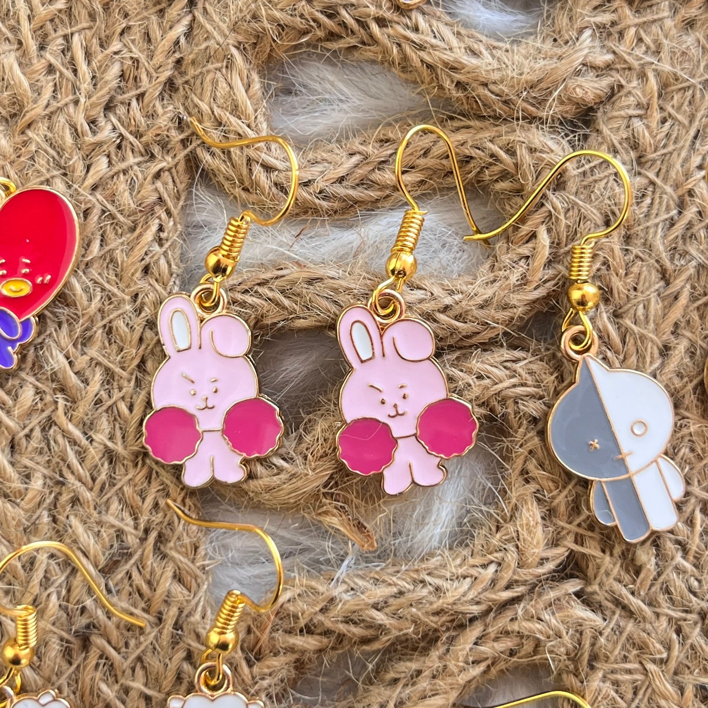 Aretes Mini BTS