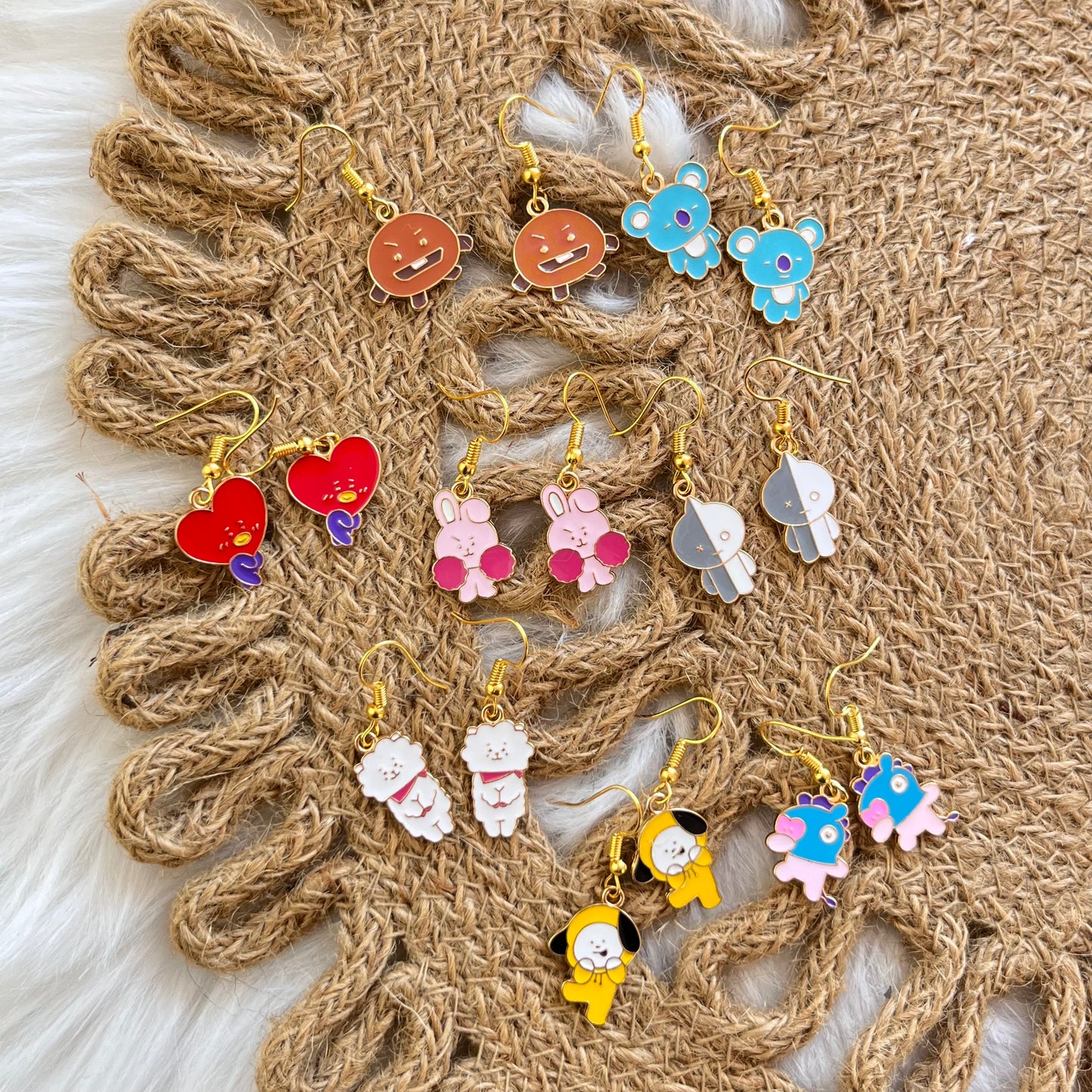 Aretes Mini BTS