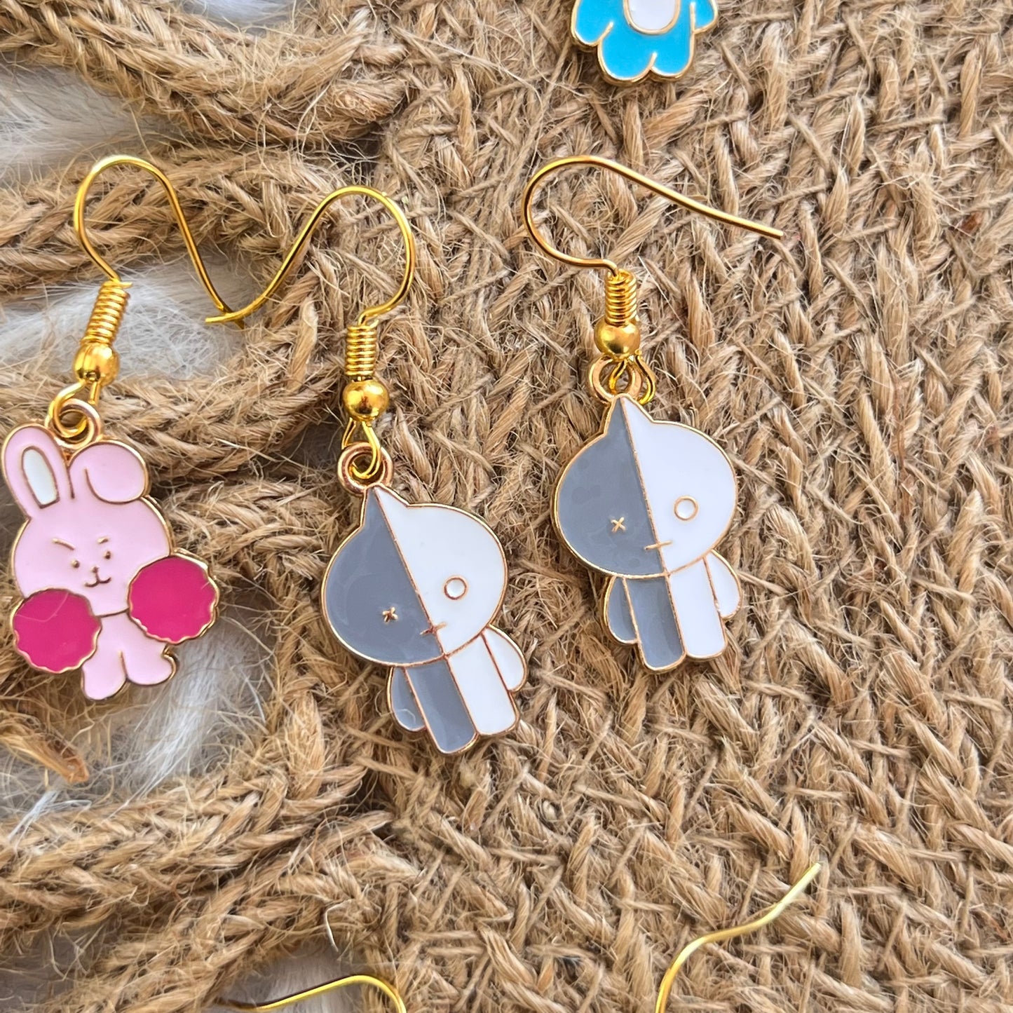 Aretes Mini BTS