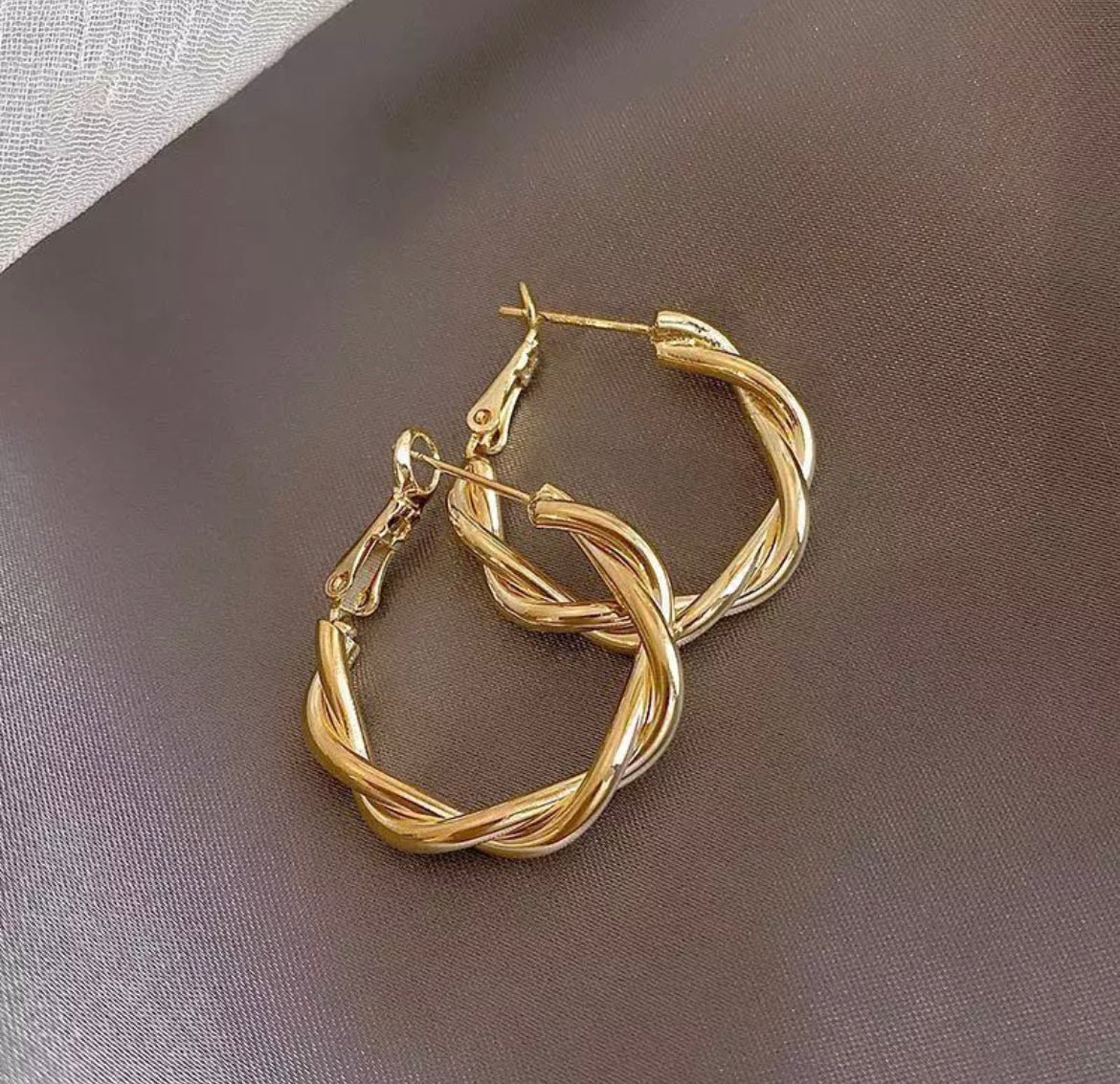 Arracadas Circulares Torcidas