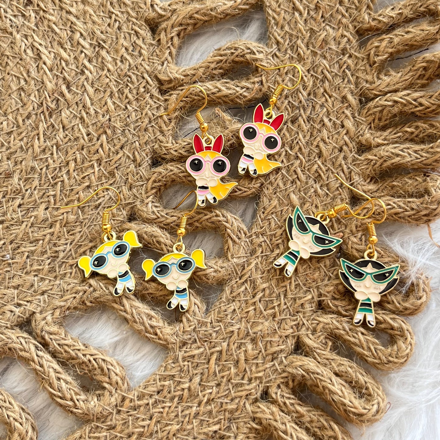 Aretes Chicas Superpoderosas Lentes