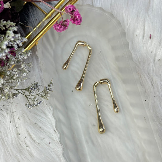 Aretes Irregulares Lágrima