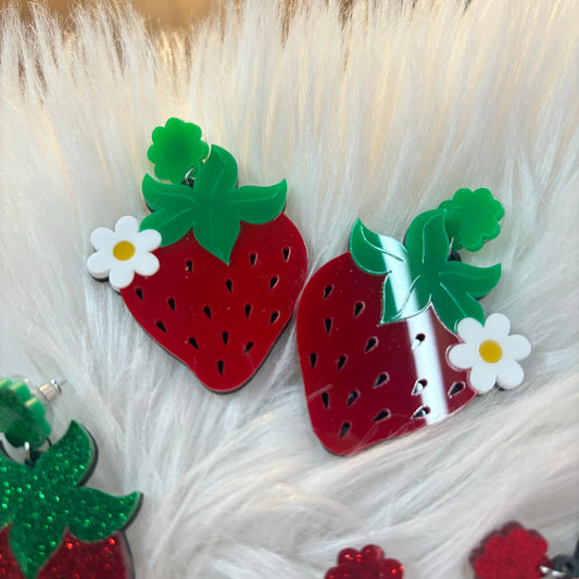 Aretes Fresa Flor Acrílico