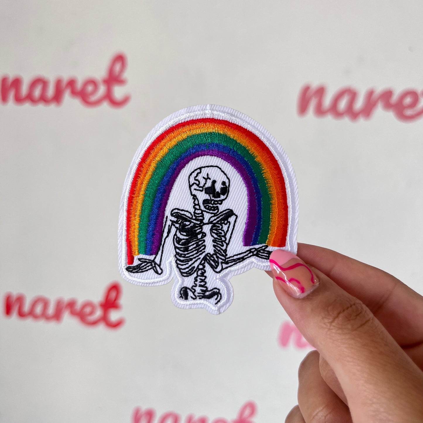 Parche Arcoiris Esqueleto