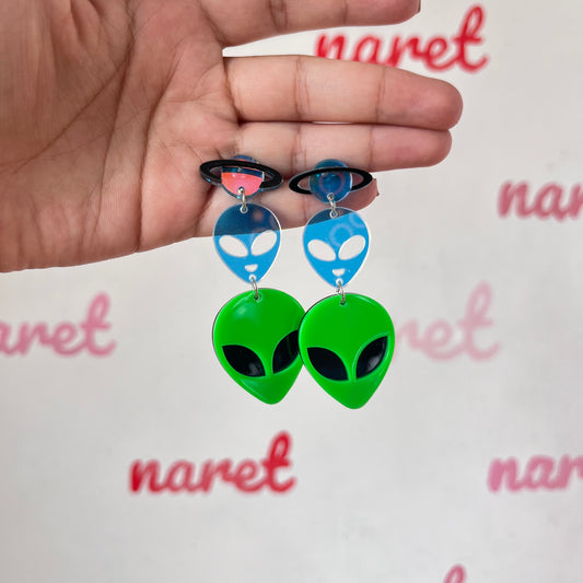 Aretes Aliens