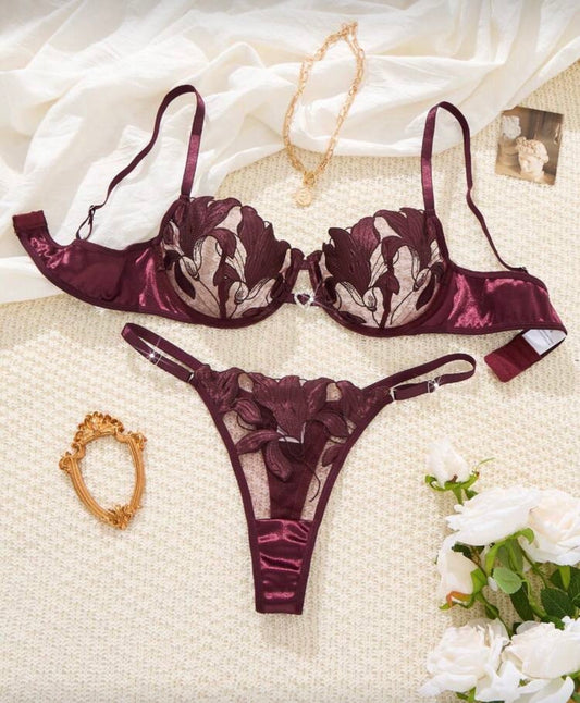 Lencería Wendy Borgoña