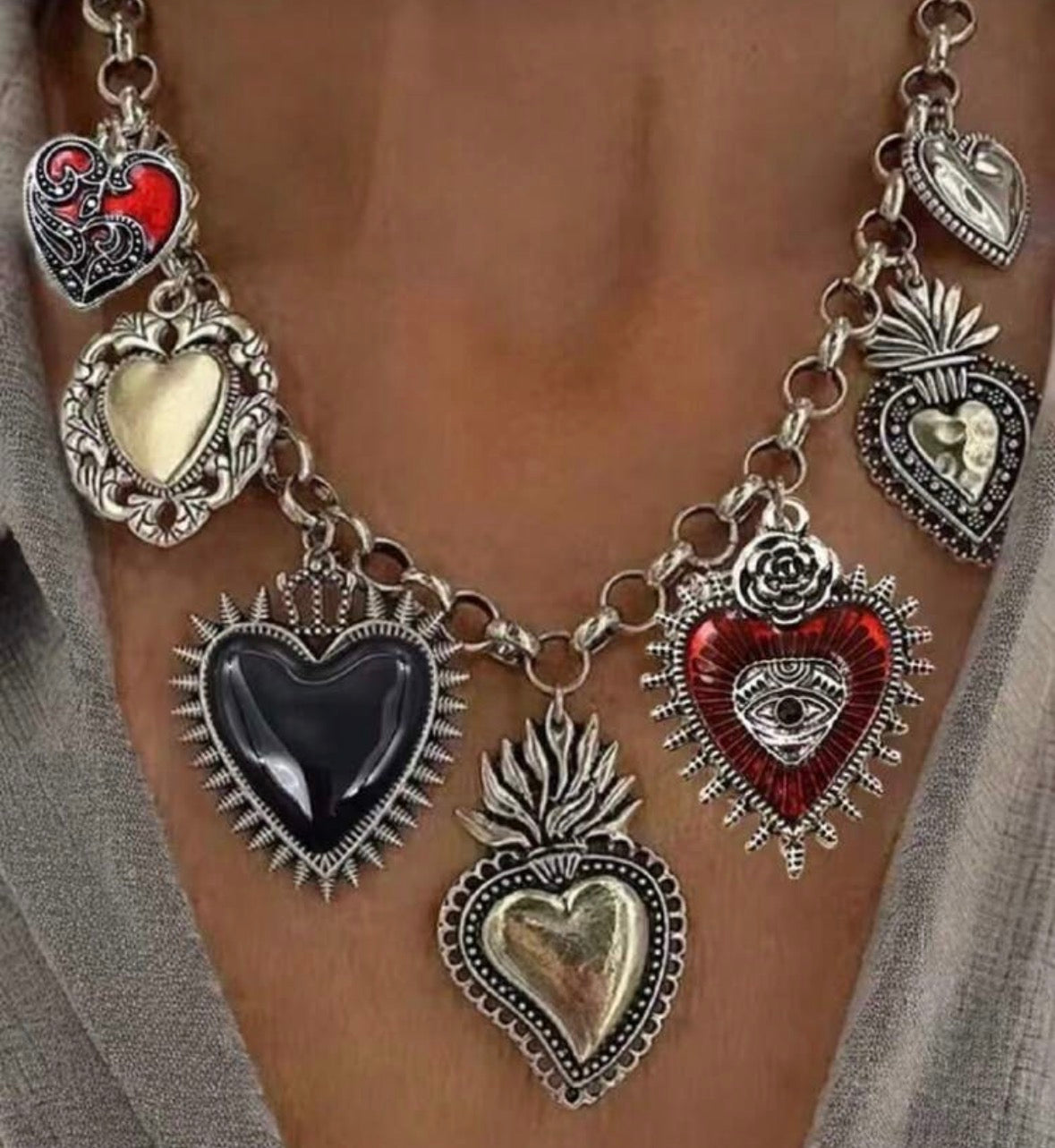 Collar Corazón Sacramento