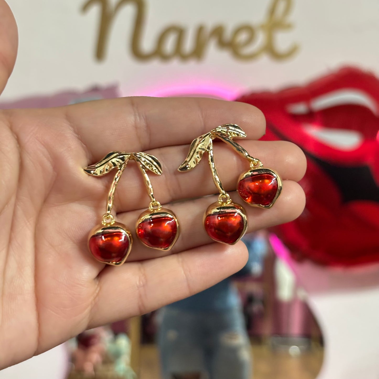 Aretes Cerezas Doradas