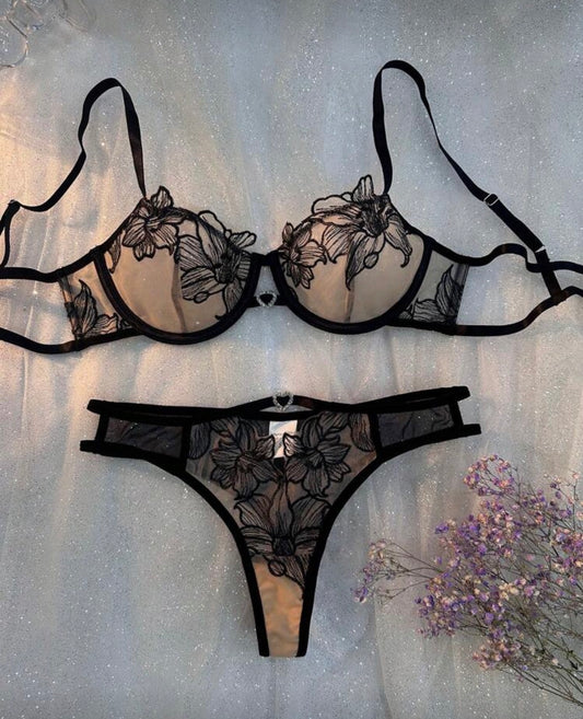 Lencería Mirna <3 Negra