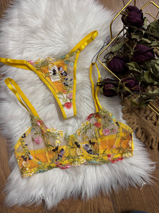Lencería Philipa Amarilla