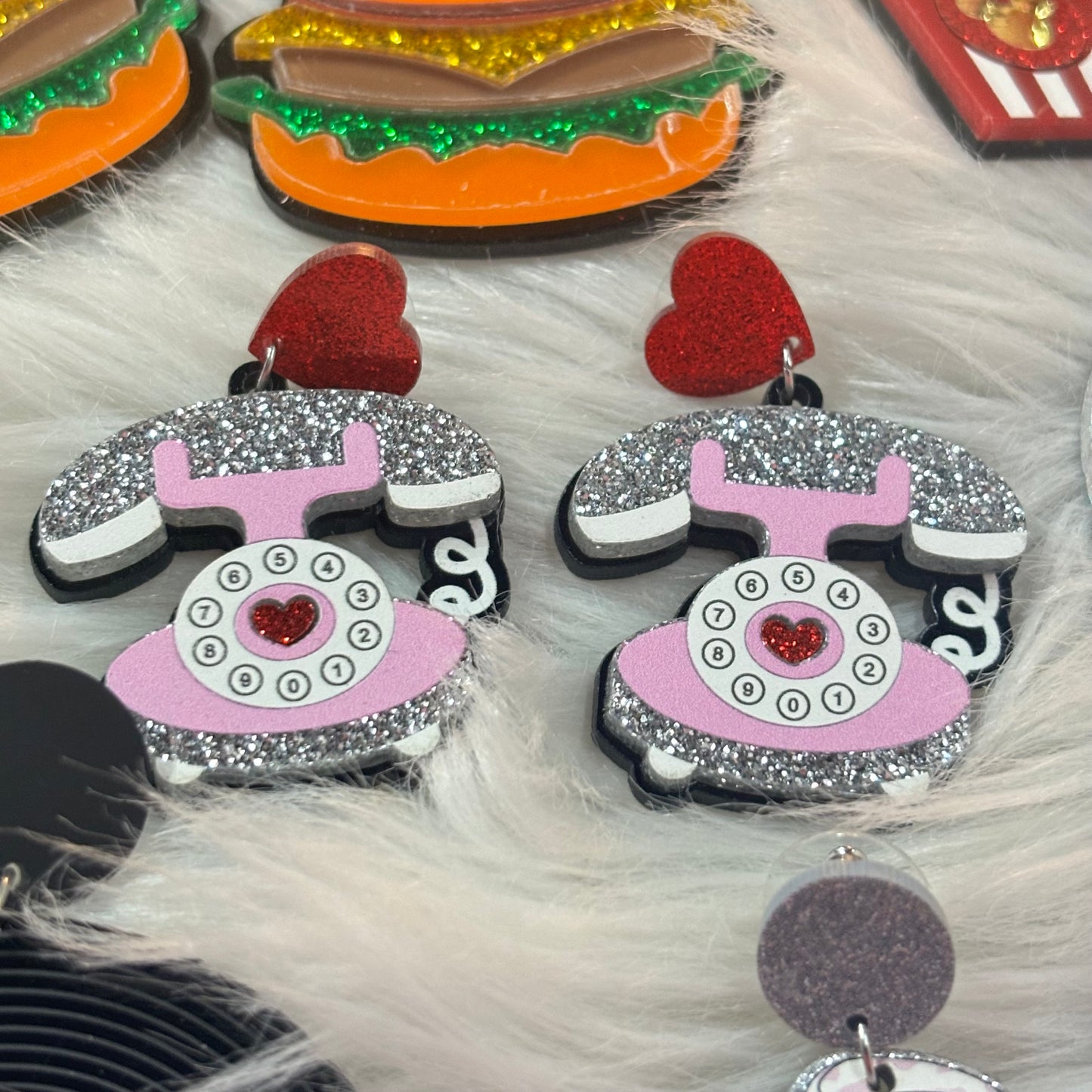 Aretes Telefono Vintage Acrílico