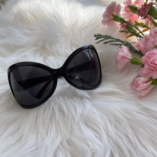 Sunnies Bow