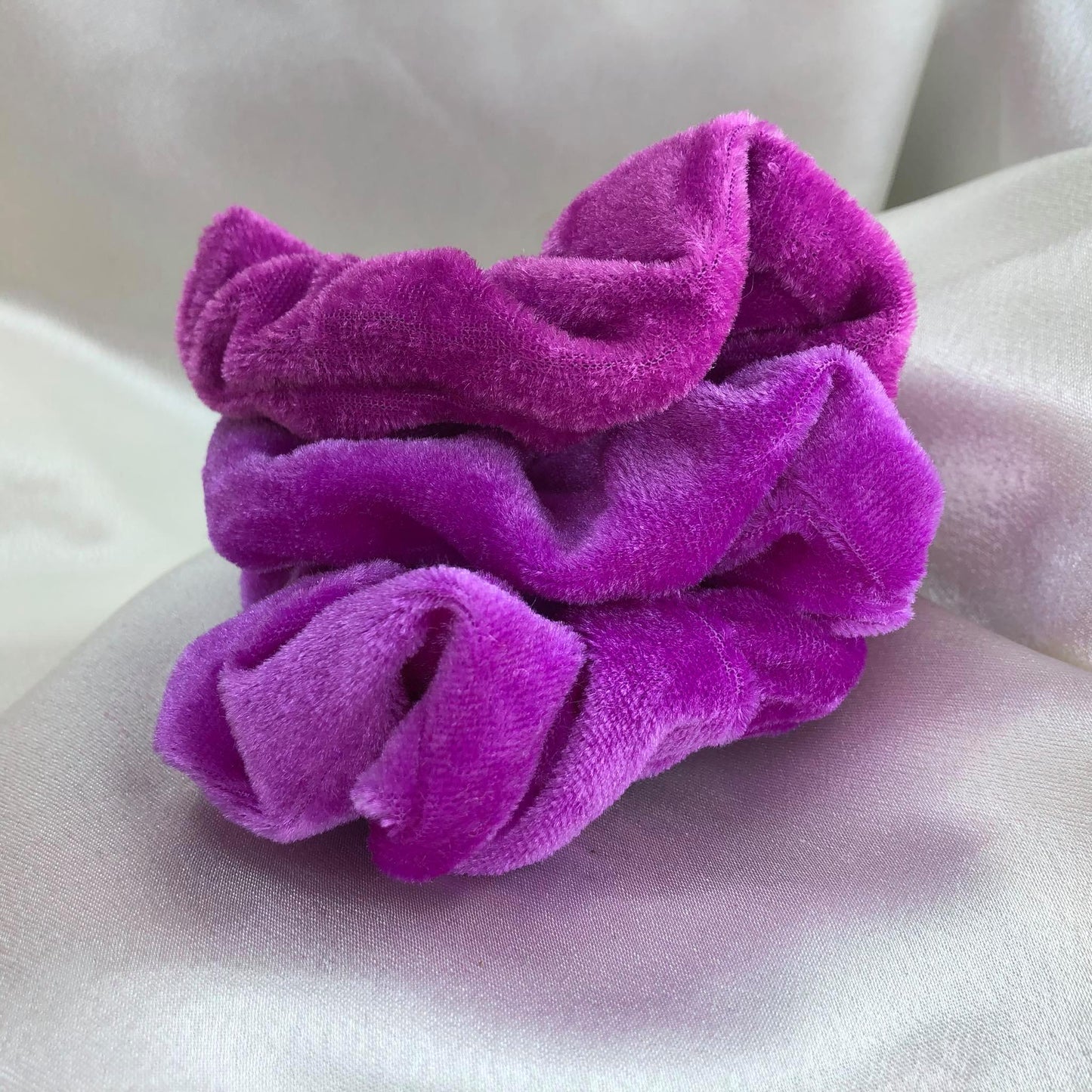 Scrunchie Velvet Morada
