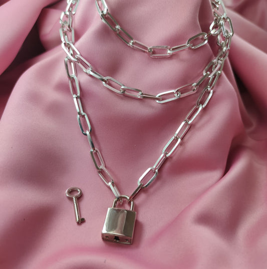 Chocker Triple