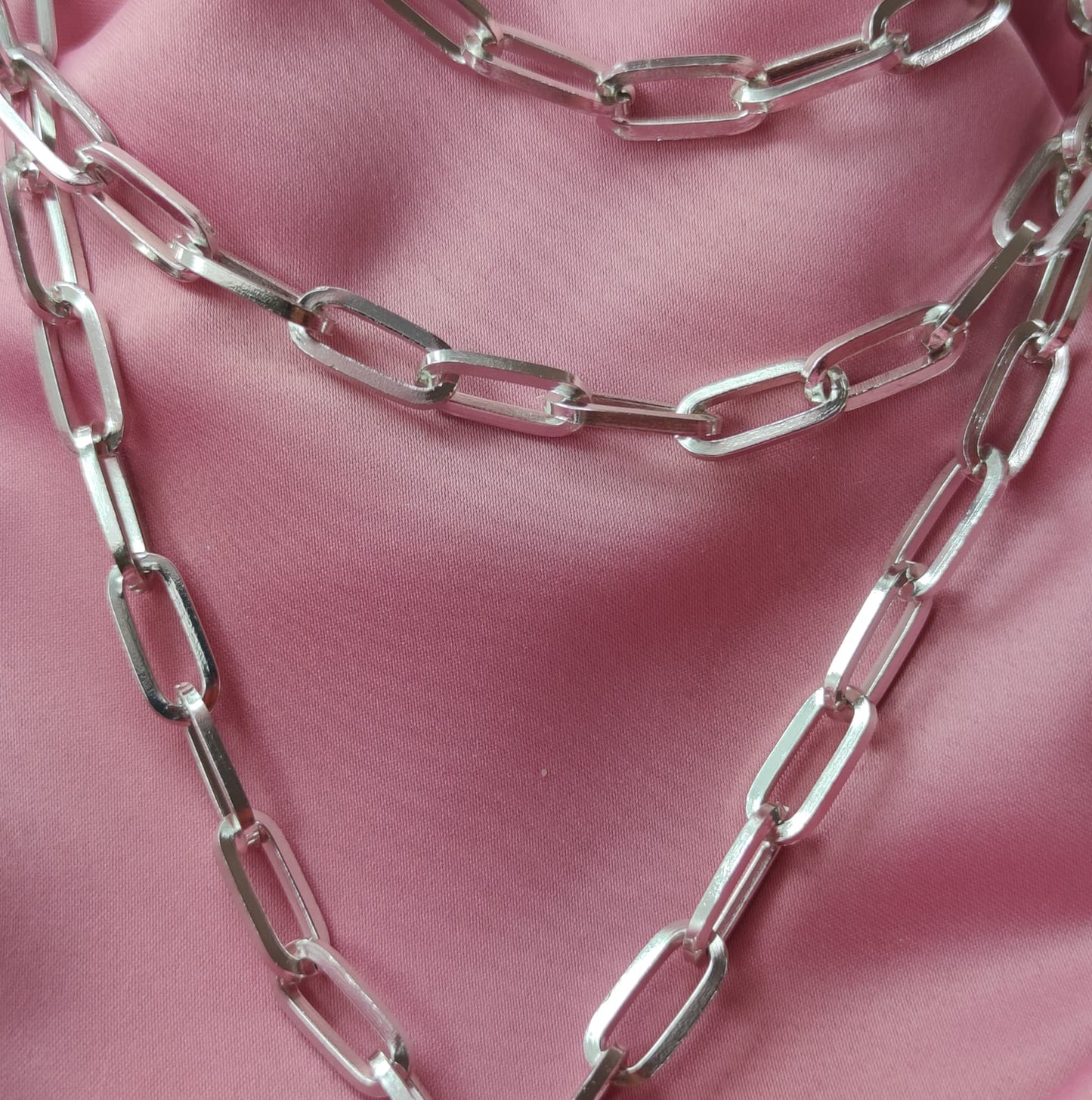 Chocker Triple