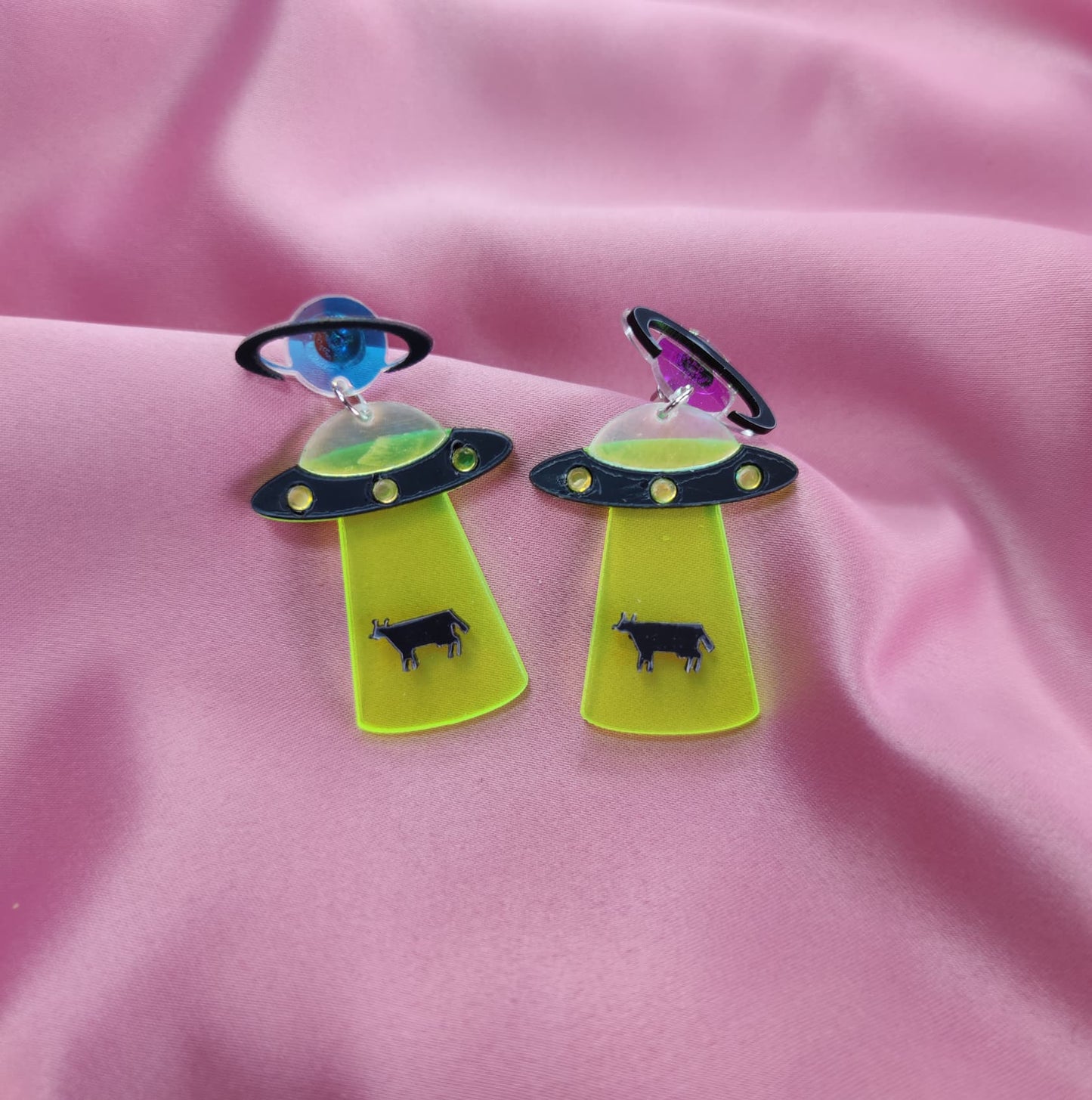 Aretes Nave Ovni