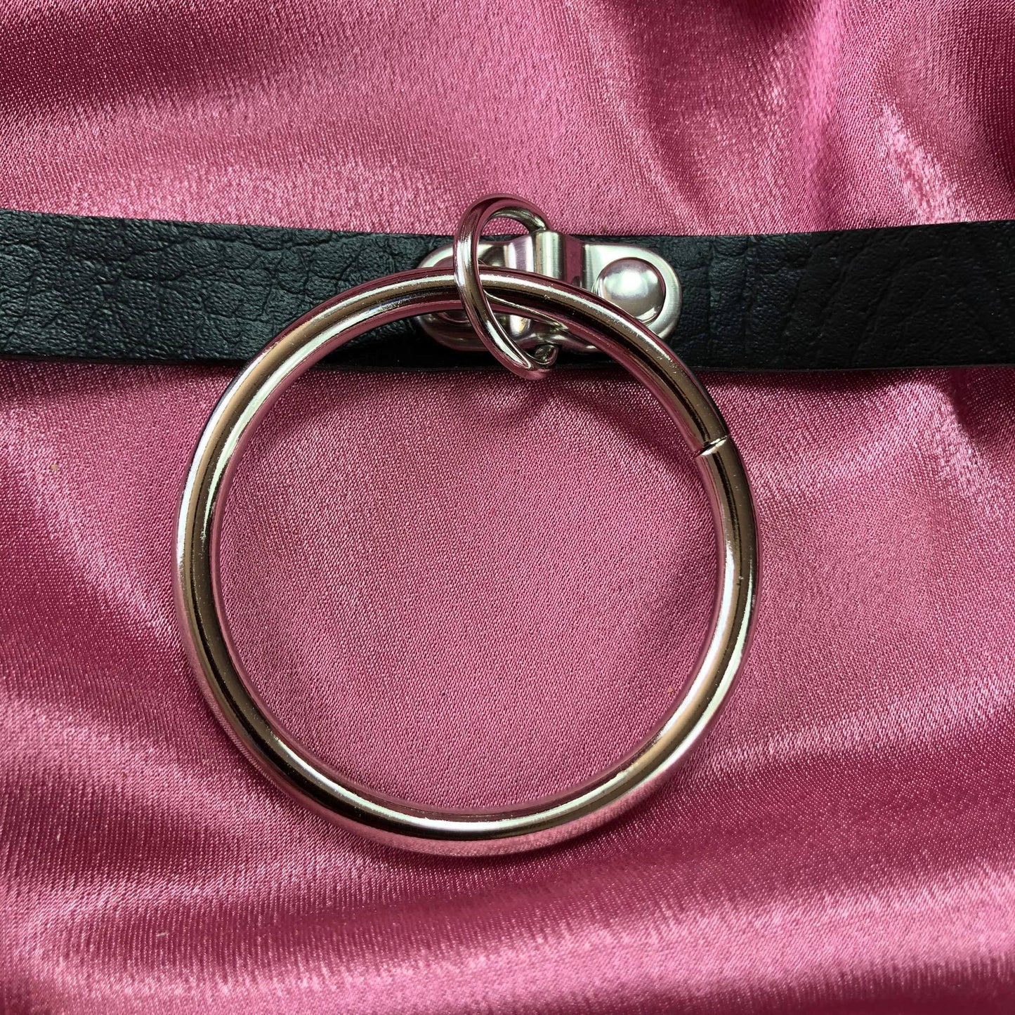 Chocker Argolla Grande