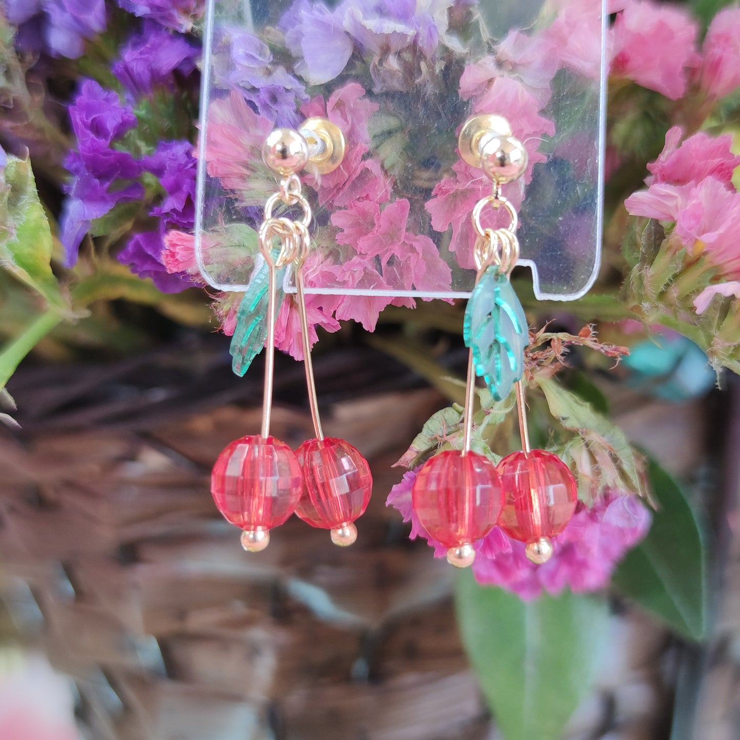 Aretes Cereza Transparentes