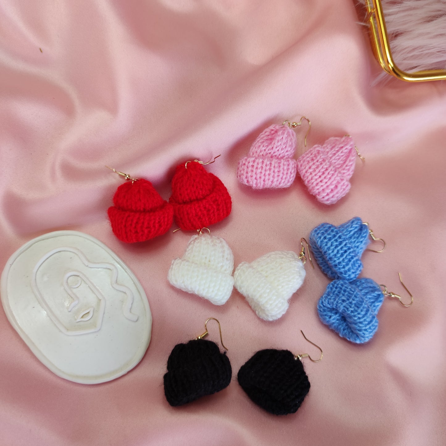 Aretes Gorrito