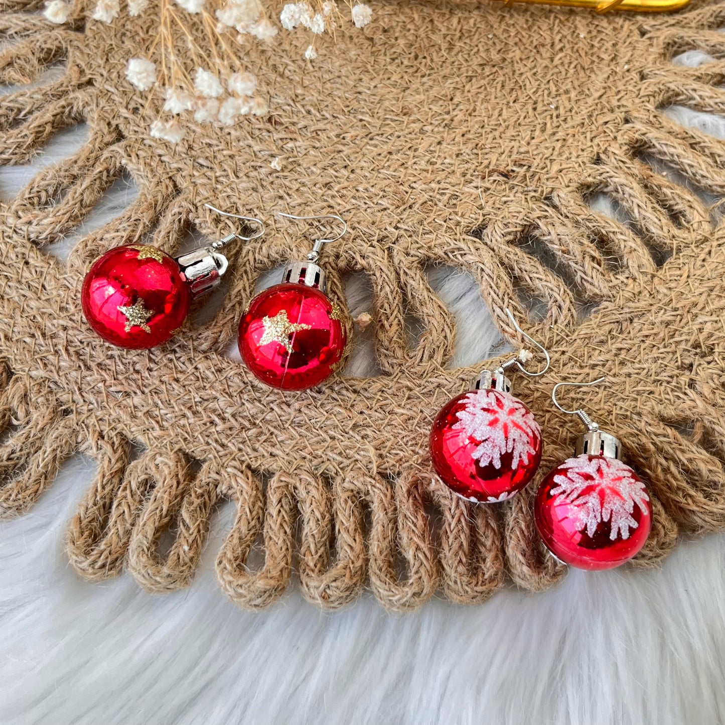 Aretes Esfera Navideña