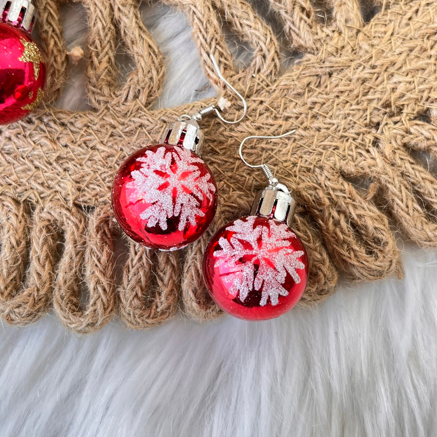 Aretes Esfera Navideña