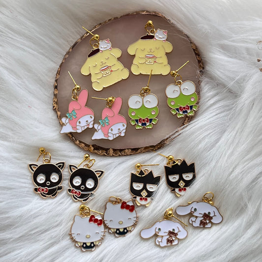 Aretes Sanrio Metal
