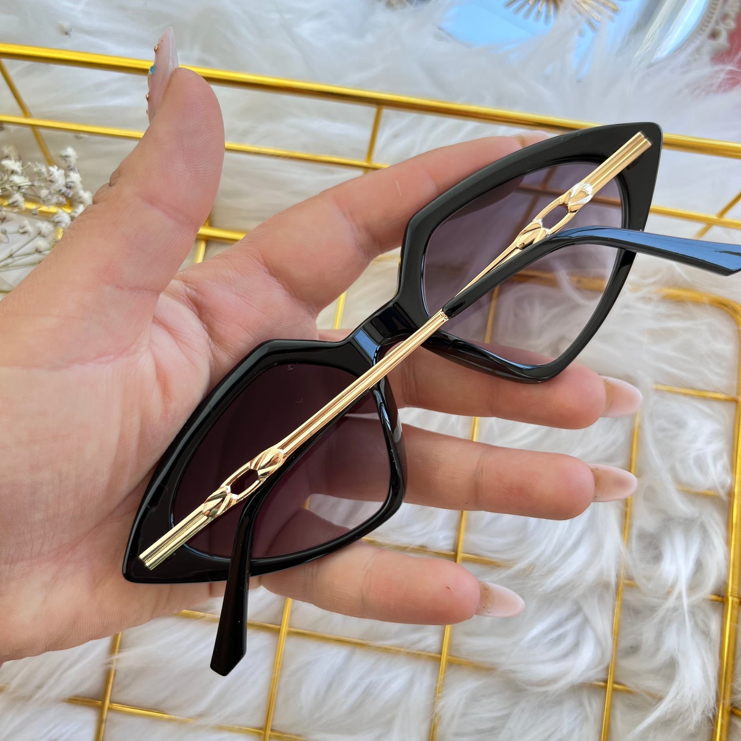 Sunnies Meredith